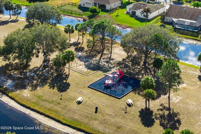 1924 Fabien Circle, Melbourne, FL 32940