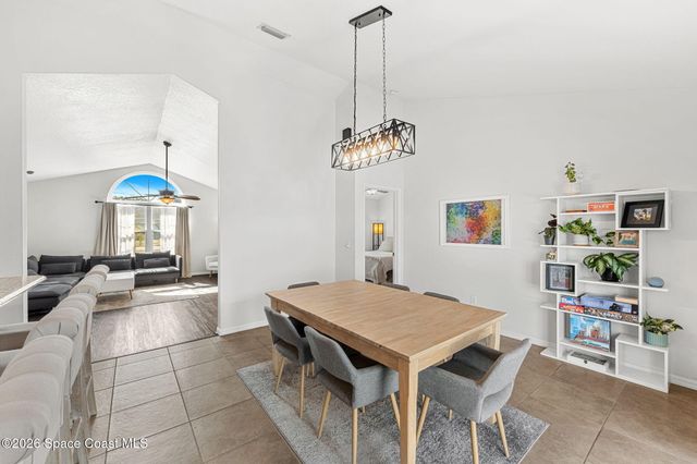 1924 Fabien Circle, Melbourne, FL 32940