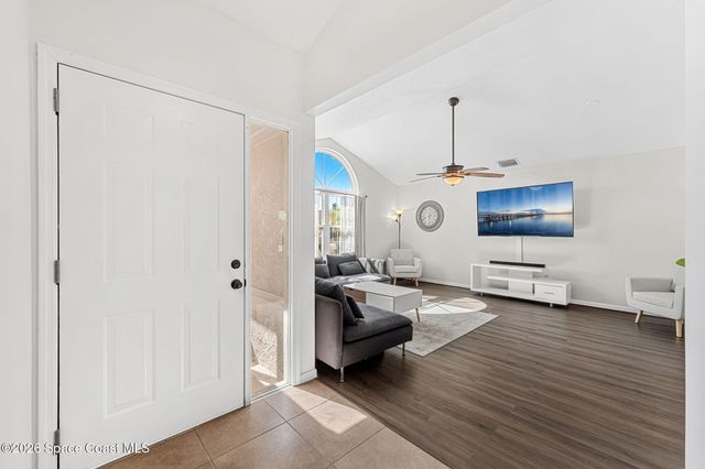 1924 Fabien Circle, Melbourne, FL 32940