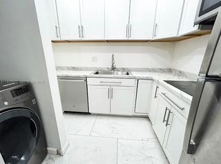 2646 Polk St 4, Hollywood, FL 33020