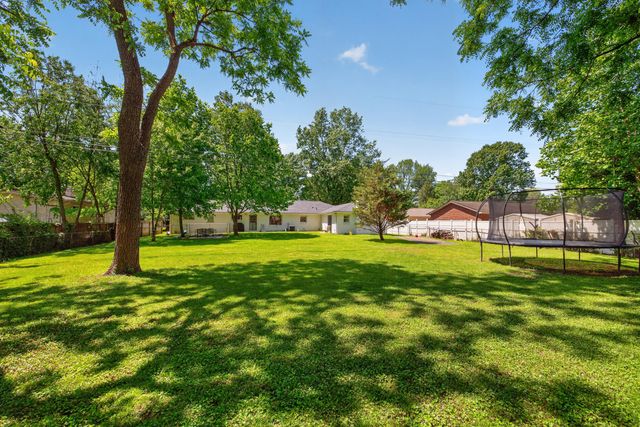 1119 Athenia Drive, Lexington, KY 40504