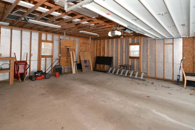 9247 Oakland Drive, Portage City, MI 49024