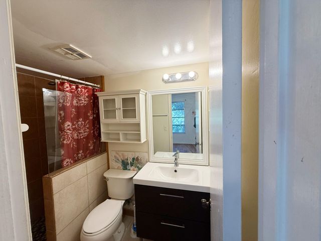 3776 Inverrary Boulevard 204r, Lauderhill, FL 33319
