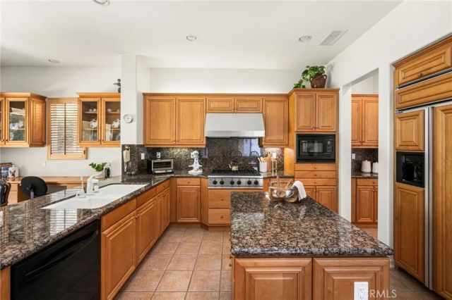 11739 Willard Avenue, Tustin, CA 92782
