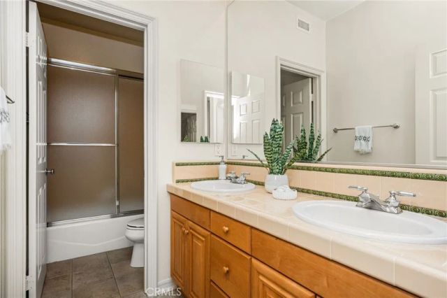 11739 Willard Avenue, Tustin, CA 92782