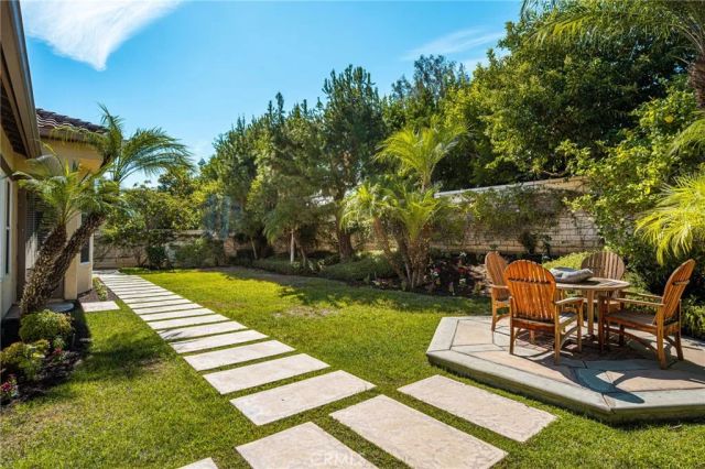 11739 Willard Avenue, Tustin, CA 92782