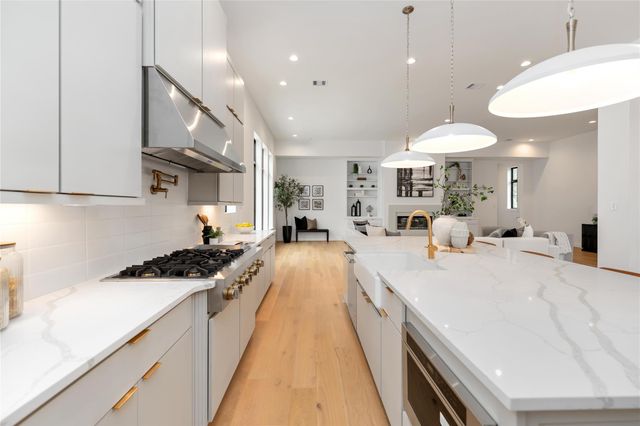 613 Wendel Street, Houston, TX 77009
