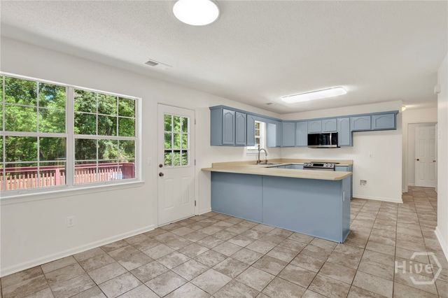 133 Daytona Drive, Bloomingdale, GA 31302