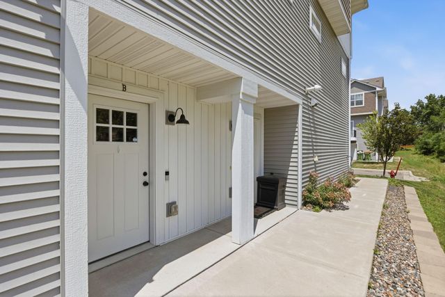 10259 3rd Street NE B, Blaine, MN 55434