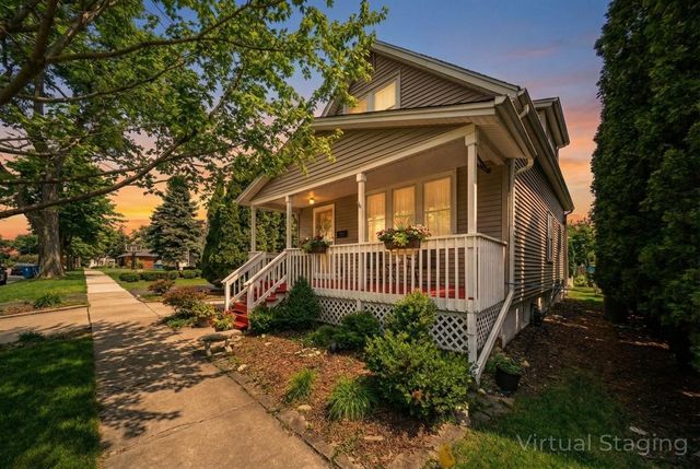 430 GIERZ Street, Downers Grove, IL 60515