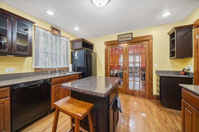 430 GIERZ Street, Downers Grove, IL 60515