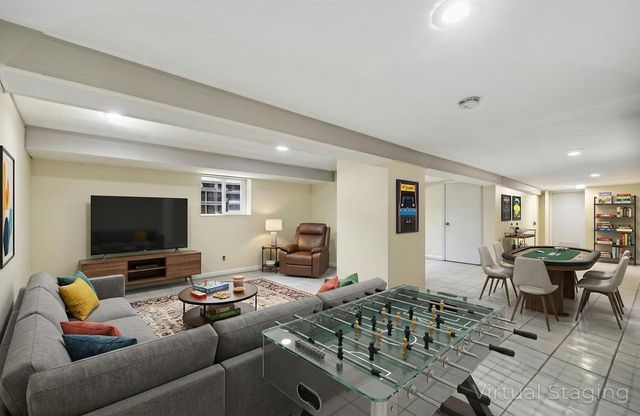 430 GIERZ Street, Downers Grove, IL 60515