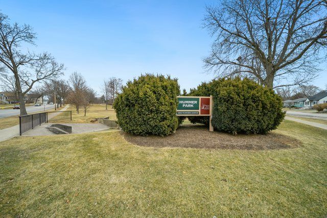 430 GIERZ Street, Downers Grove, IL 60515