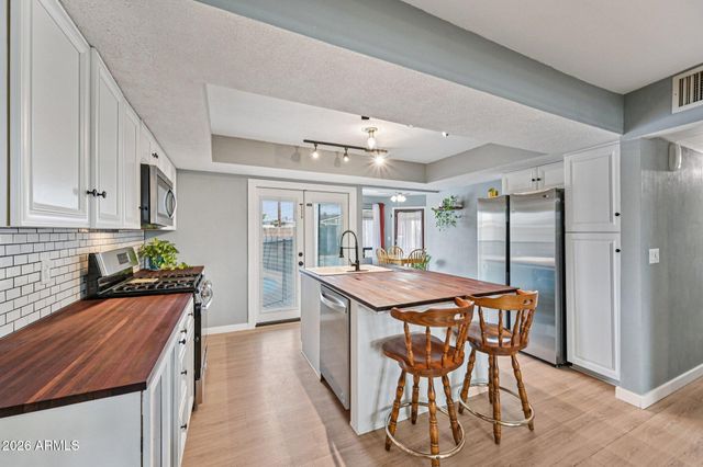 3338 W CORRINE Drive, Phoenix, AZ 85029