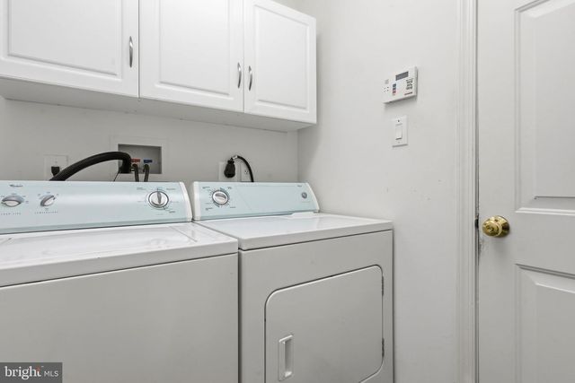 33 HEARTHSTONE BLVD, Pemberton, NJ 08068