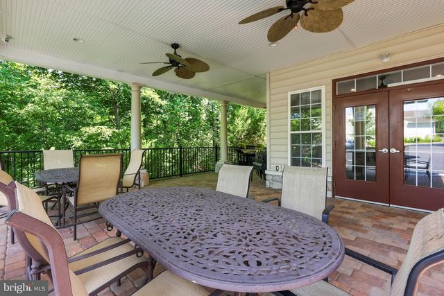 33 HEARTHSTONE BLVD, Pemberton, NJ 08068
