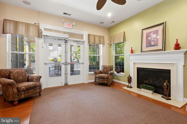 33 HEARTHSTONE BLVD, Pemberton, NJ 08068