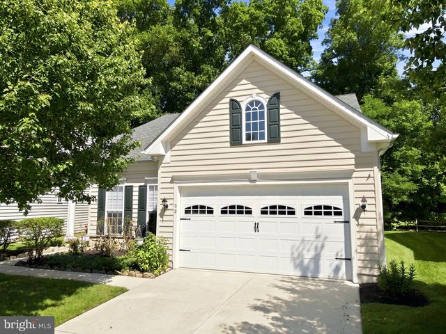 33 HEARTHSTONE BLVD, Pemberton, NJ 08068