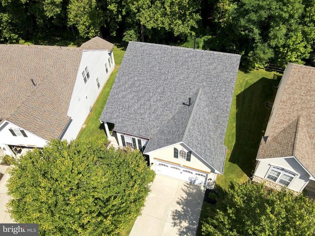 33 HEARTHSTONE BLVD, Pemberton, NJ 08068