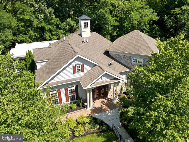 33 HEARTHSTONE BLVD, Pemberton, NJ 08068