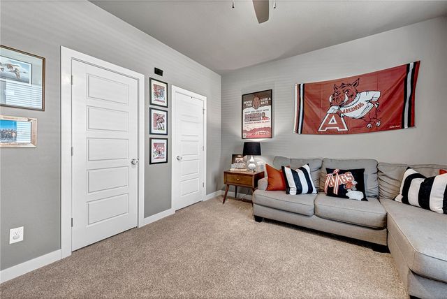 308 Deere Run Drive, Cave Springs, AR 72718