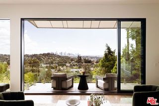 4130 Parva Avenue, Los Angeles, CA 90027