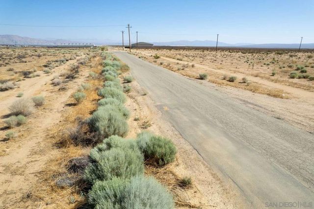0 Yerba RD, California City, CA 93505
