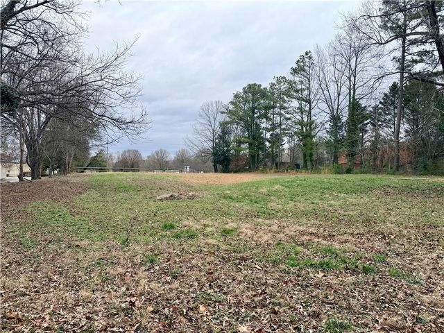 1400 Woodstock Road, Roswell, GA 30075