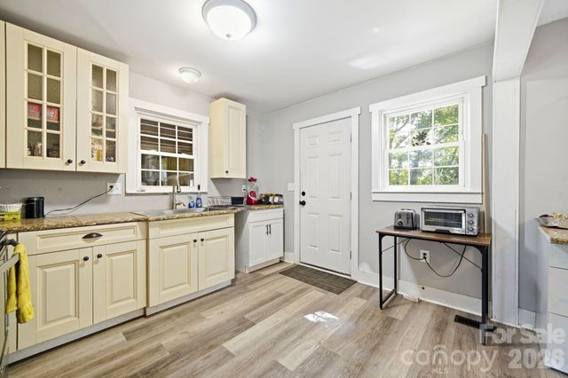 2190 Dobys Bridge Road, Fort Mill, SC 29715
