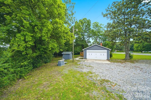 2190 Dobys Bridge Road, Fort Mill, SC 29715