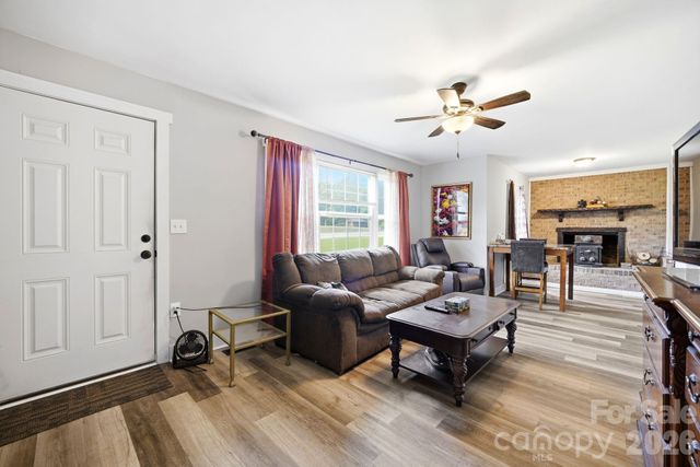 2190 Dobys Bridge Road, Fort Mill, SC 29715