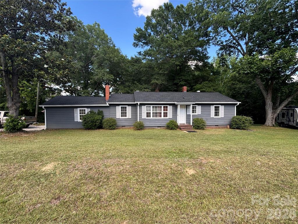 2190 Dobys Bridge Road, Fort Mill, SC 29715