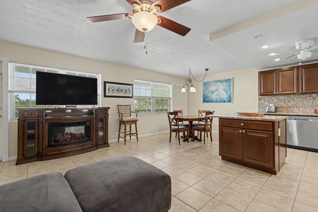 2455 NE 51st Street E207, Fort Lauderdale, FL 33308