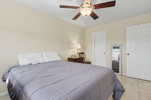2455 NE 51st Street E207, Fort Lauderdale, FL 33308