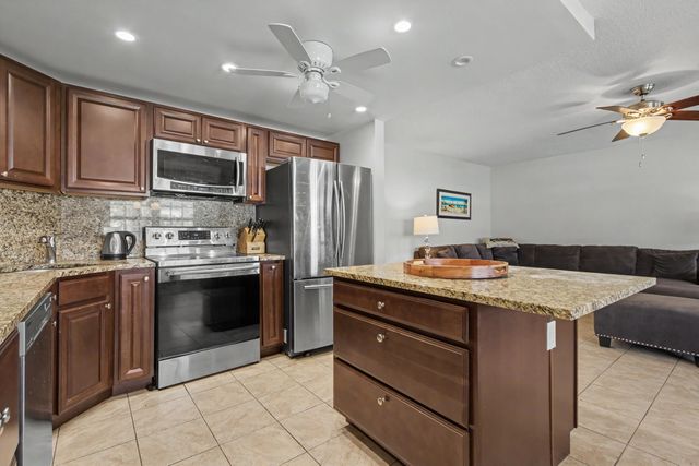 2455 NE 51st Street E207, Fort Lauderdale, FL 33308