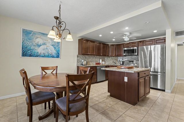 2455 NE 51st Street E207, Fort Lauderdale, FL 33308