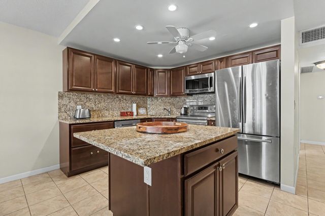2455 NE 51st Street E207, Fort Lauderdale, FL 33308