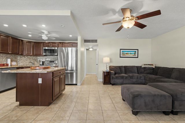 2455 NE 51st Street E207, Fort Lauderdale, FL 33308