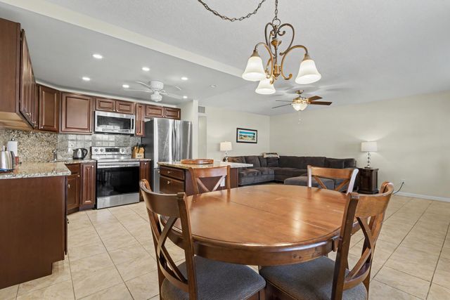 2455 NE 51st Street E207, Fort Lauderdale, FL 33308