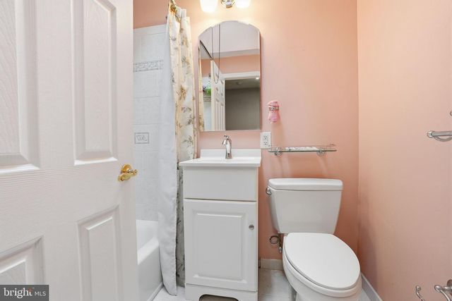 666 ARTWOOD DR, Philadelphia, PA 19115