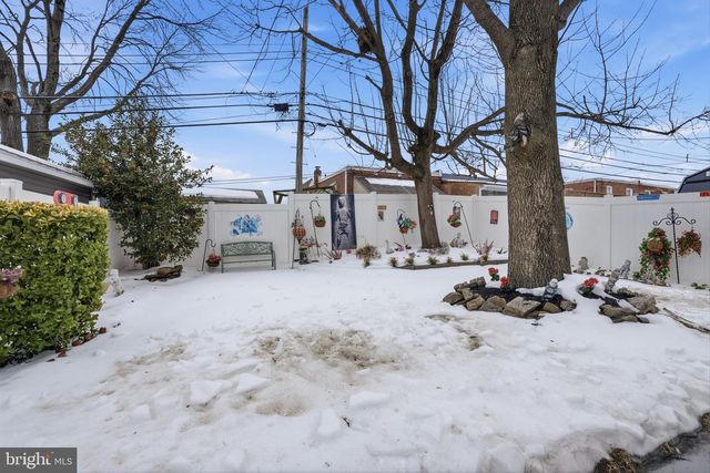 666 ARTWOOD DR, Philadelphia, PA 19115