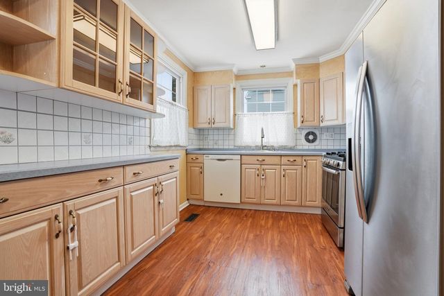 666 ARTWOOD DR, Philadelphia, PA 19115