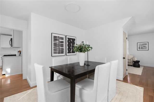 292 Sowams Road, Barrington, RI 02806