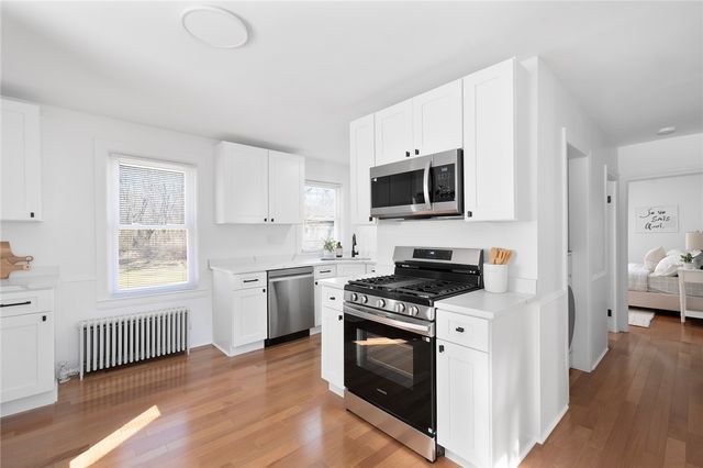 292 Sowams Road, Barrington, RI 02806