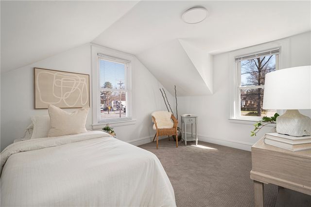 292 Sowams Road, Barrington, RI 02806