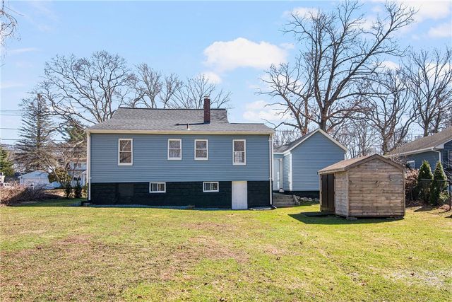 292 Sowams Road, Barrington, RI 02806