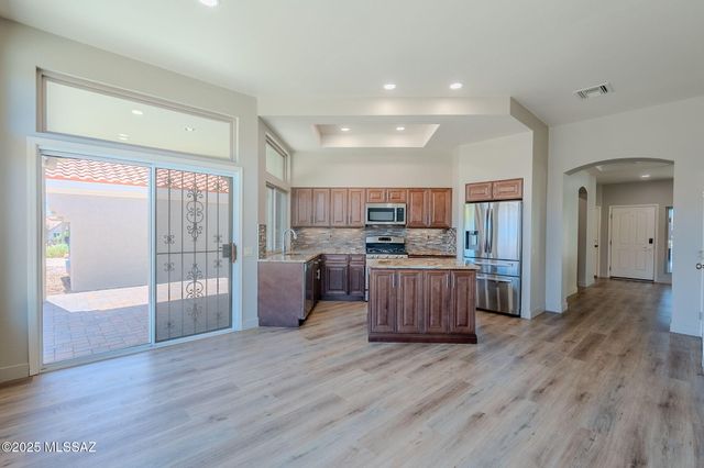 14218 N Cirrus Hill Drive, Oro Valley, AZ 85755