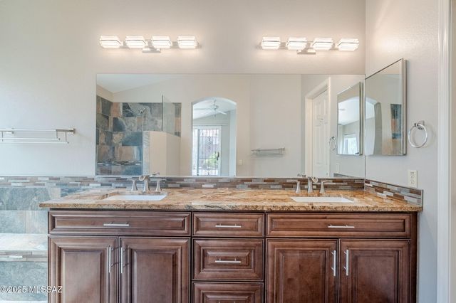 14218 N Cirrus Hill Drive, Oro Valley, AZ 85755