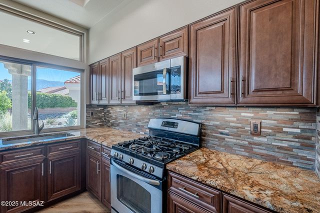 14218 N Cirrus Hill Drive, Oro Valley, AZ 85755