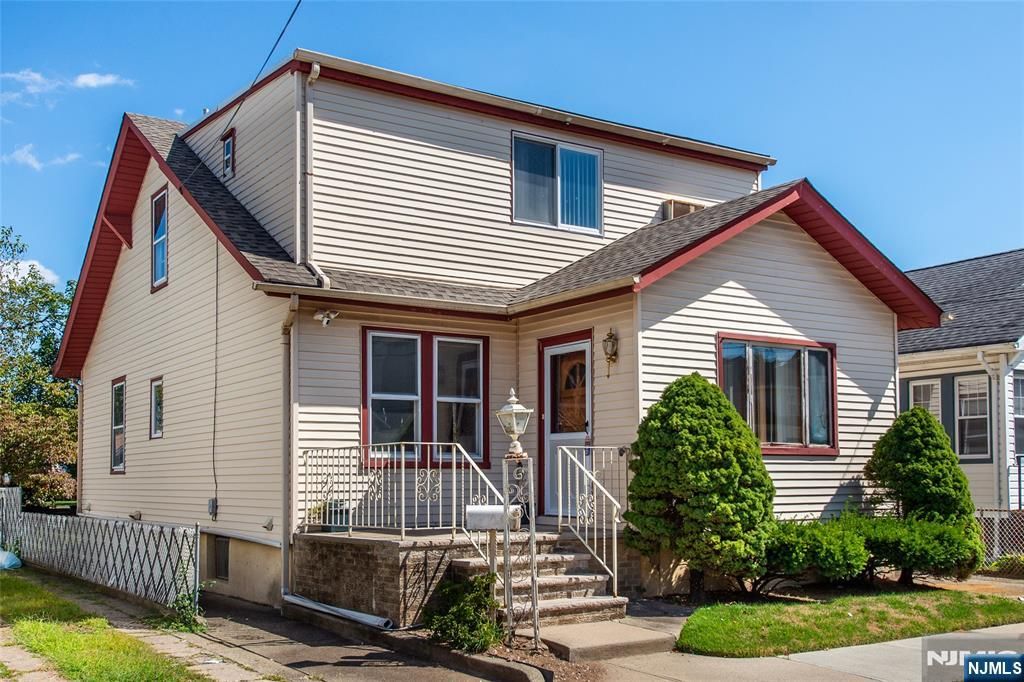 112 Boyle Avenue, Totowa, NJ 07512